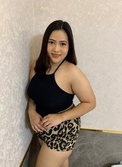 Sofia - escort in Abu Dhabi Photo 8 of 10