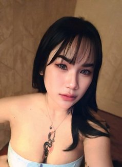 Sofia - puta in Dubai Photo 9 of 13