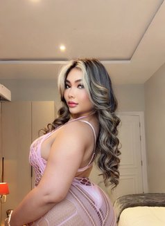 Sofia - escort in Khobar Photo 15 of 17