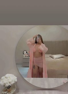 Aeya - escort in Al Manama Photo 6 of 8