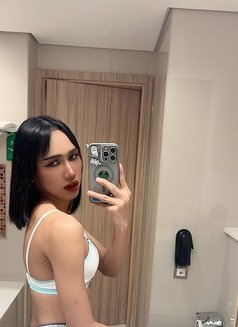 Sofia - Transsexual escort in Dubai Photo 6 of 8