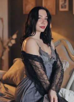 Venüs - escort in Kuwait Photo 23 of 26