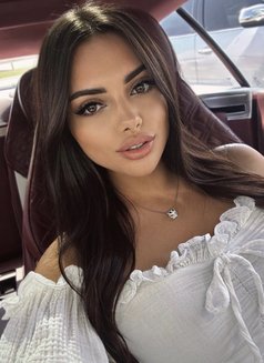Sofia - escort in Dubai Photo 7 of 10