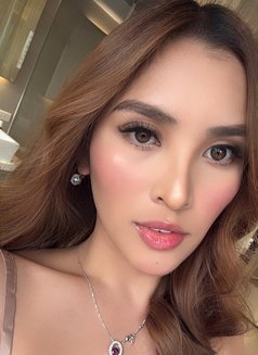 Sofia (wet and wild) camshow - escort in Manila Photo 21 of 21