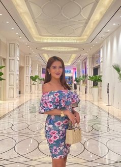Sofia X - Transsexual escort in Manila Photo 9 of 16