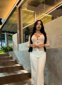 Sofia20y, Hot Tall Mexican - puta in Dubai Photo 3 of 6