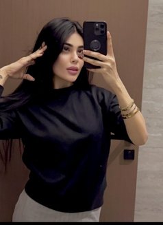 Sofiaaa - puta in Riyadh Photo 3 of 6