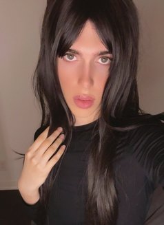 Sofiacrossdress - Transsexual escort in Paris Photo 7 of 7