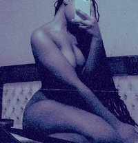 Sofie - escort in Kampala