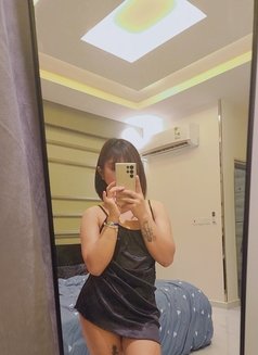 Sofie - Male escort in Riyadh Photo 17 of 22