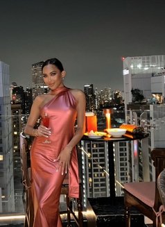 Sofie Fox ( gf outside bf in bed ) - Transsexual escort in Bangkok Photo 30 of 30