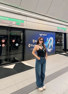 Sofie - escort in Singapore Photo 4 of 5