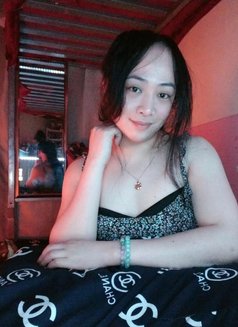 Sofieh - Transsexual escort in Manila Photo 7 of 12