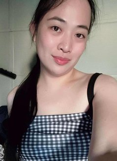 Sofieh - Transsexual escort in Manila Photo 11 of 12