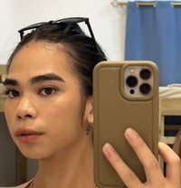 Sofinese - Transsexual escort in Manila