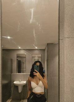 Sofiya - puta in New Delhi Photo 6 of 7