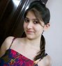 Sofiya Jain - puta in Mumbai Photo 1 of 4
