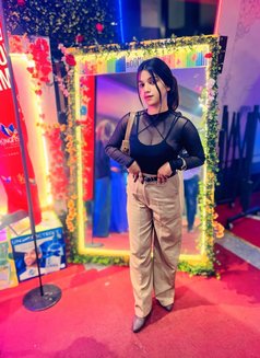 Sofiya Khan - puta in Noida Photo 5 of 8