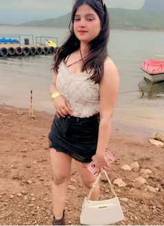 Sofiya Khan - puta in Noida Photo 7 of 8