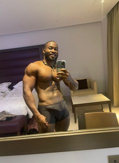 Soft 9 - Male escort in Doha Photo 2 of 8