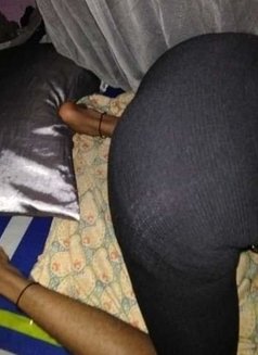 Charlotte - Transsexual escort in Port Harcourt Photo 1 of 5