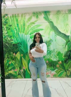 Soft_ass bb - masseuse in Lagos, Nigeria Photo 8 of 8