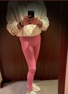 Soft Bottom - Male escort in Dubai Photo 4 of 12