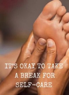 Soft Hands - masseuse in Accra Photo 1 of 2