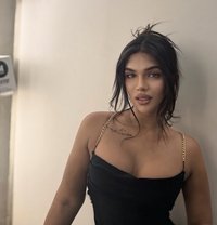 𝐒𝐈𝐋𝐊 𝐀𝐍𝐃 𝐒𝐈𝐍 𓂸 - Transsexual escort in Mumbai