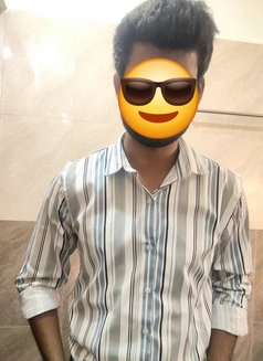 Software Guy - Acompañantes masculino in Hyderabad Photo 1 of 1