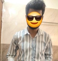 Software Guy - Acompañantes masculino in Hyderabad