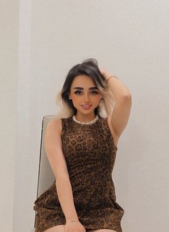 Sofy - escort in Muscat Photo 5 of 10