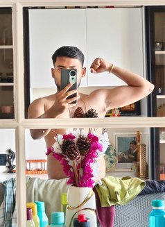 Soham-Erotic Masseur & The Pussy Eater - Male escort in Kolkata Photo 4 of 7