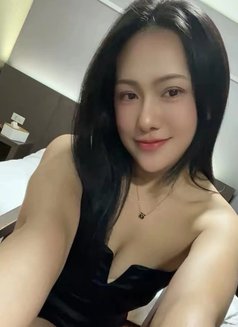 Sohyun - masseuse in Bangkok Photo 5 of 6