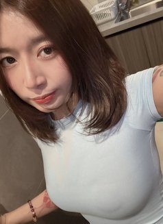 Sol - escort in Manila Photo 18 of 20