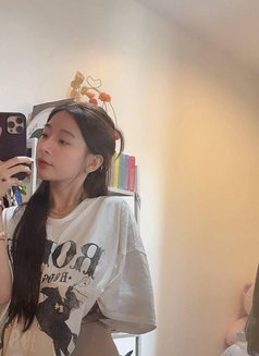 Sol - escort in Manila Photo 8 of 8