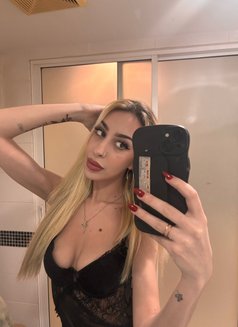 Sole - escort in Bangkok Photo 6 of 10