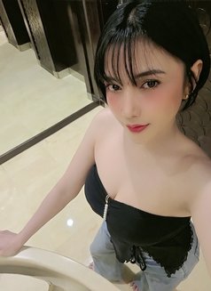 Solen - escort in Dubai Photo 9 of 10