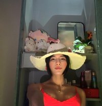 SOLENNE - Transsexual escort in Bangalore Photo 6 of 8