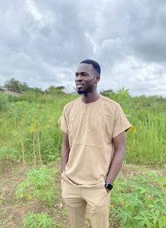 Solid Intergrity - Acompañante masculino in Lagos, Nigeria Photo 3 of 6