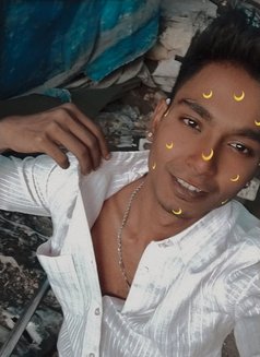 SOLO X - Acompañantes masculino in Mumbai Photo 3 of 5