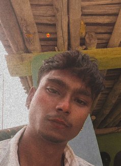 SOLO X - Acompañantes masculino in Mumbai Photo 4 of 5