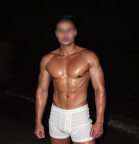 Solomon - Male escort in Osaka