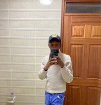 Solomon Mwangi - masseur in Nairobi