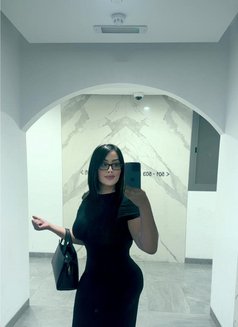 3 some tuniss - escort in Riyadh Photo 7 of 12