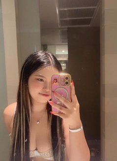 Som Patong Prostitution - masseuse in Dubai Photo 5 of 11