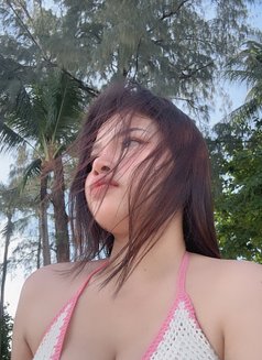 Som Patong Prostitution - masseuse in Phuket Photo 8 of 9