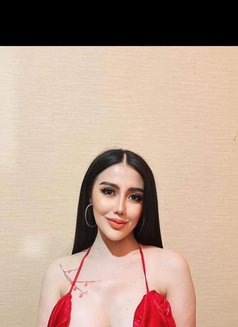 Som🇹🇭 - puta in Abu Dhabi Photo 2 of 2