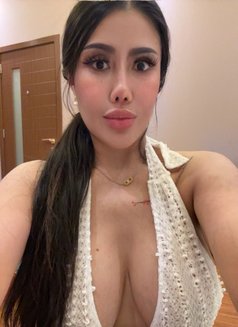 Som🇹🇭 - escort in Abu Dhabi Photo 10 of 12