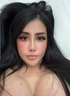 Som🇹🇭 - escort in Abu Dhabi Photo 12 of 12